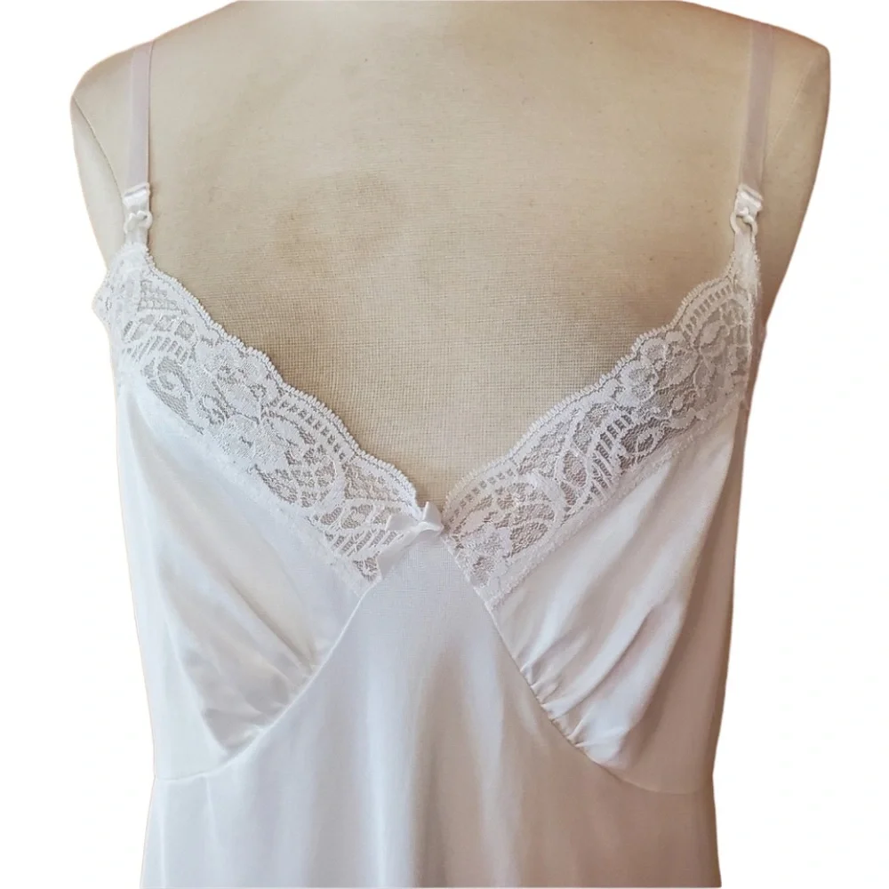 Vintage Adonna White Lace‎ Trim Slip/Nightgown - Picture 2 of 6